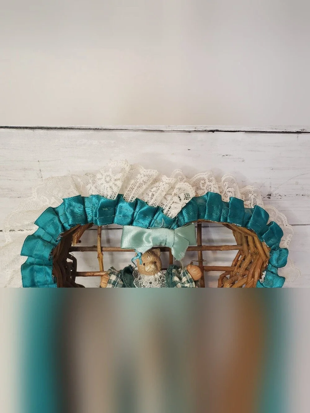 Vintage Heart Wicker Wall Basket Cat Figurine Lace Ribbon Cottagecore Grandmacor